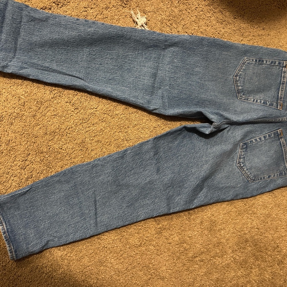 Last chance‼️ Light Blue Distressed Boyfriend Jeans - Picture 6 of 7
